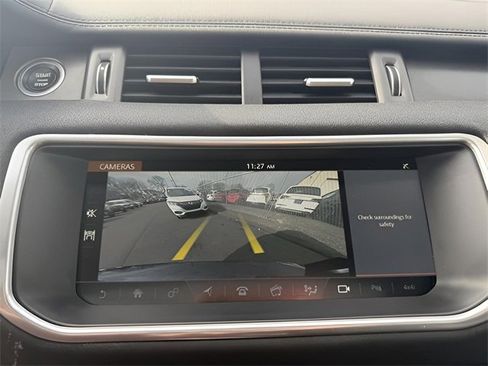 Used 2018 Land Rover Range Rover Evoque SE image 11