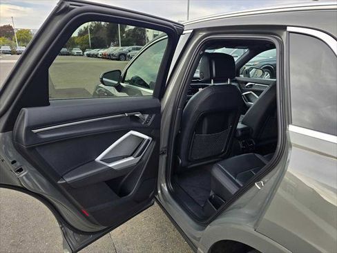 New 2025 Audi Q3 2.0T Premium image 17