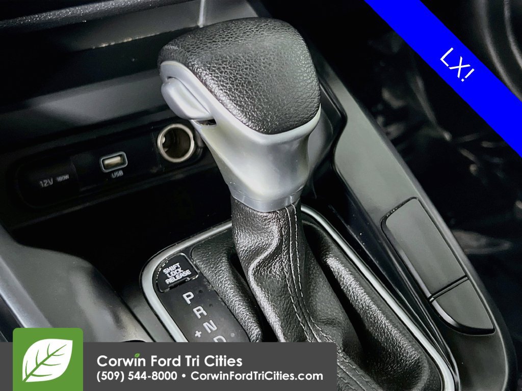 Used 2021 Kia Soul LX FWD image 9