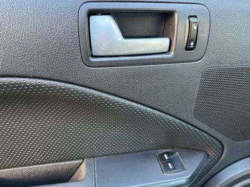 Used 2008 Ford Mustang GT Premium image 11