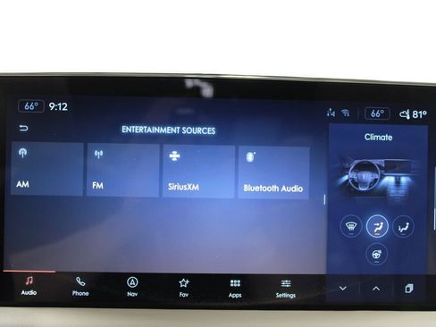 Used 2023 Lincoln Nautilus Reserve w/ Luxury Package AWD/4WD image 48
