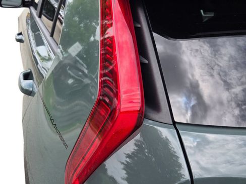 New 2026 Kia Niro Wind FWD image 11