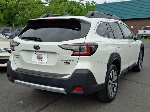 Certified 2023 Subaru Outback Limited AWD/4WD image 6