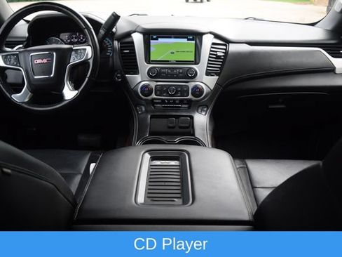 Used 2017 GMC Yukon XL SLT w/ Open Road Package AWD/4WD image 8