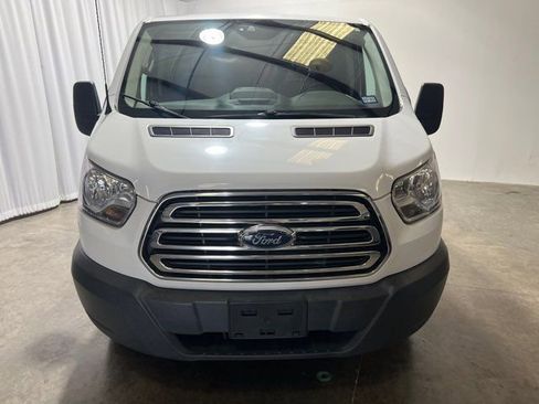 Used 2017 Ford Transit 250 148 Low Roof image 3