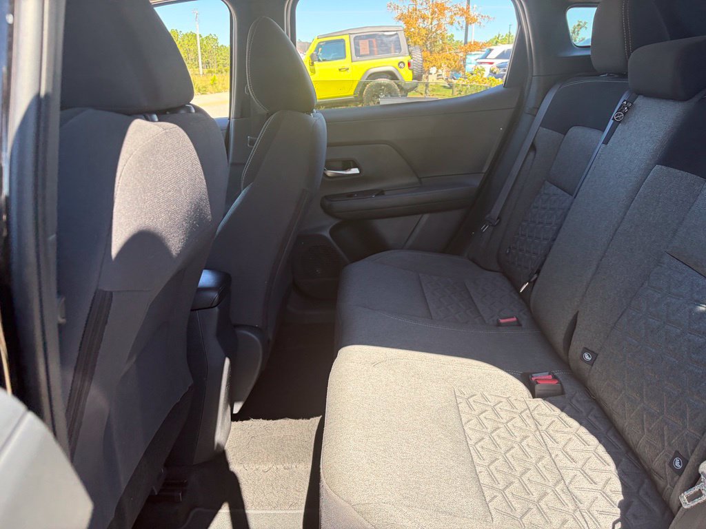 Used 2025 Nissan Kicks SV FWD image 36