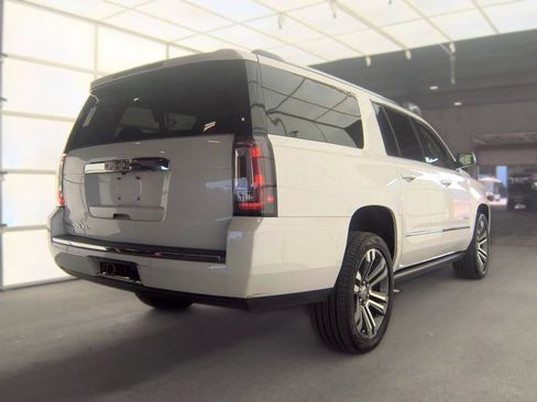 Used 2020 GMC Yukon XL Denali w/ Denali Ultimate Package RWD image 2