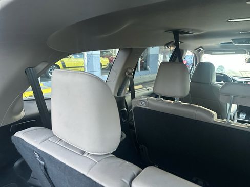 Used 2017 Honda Pilot Touring image 40