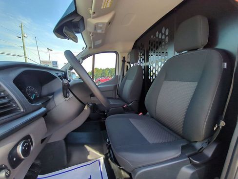 Certified 2025 Ford Transit 250 Low Roof w/ Exterior Upgrade Package RWD image 21