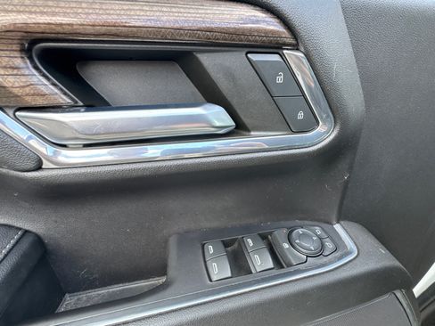 Used 2023 Chevrolet Silverado 1500 LT RWD image 11