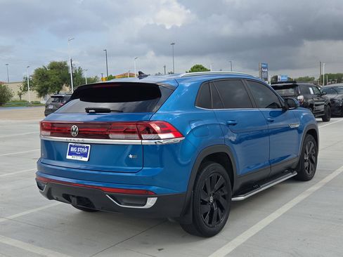 Used 2024 Volkswagen Atlas Cross Sport SE w/ Black Wheel Package image 3