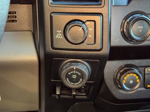 Used 2020 Ford F150 XL w/ Equipment Group 101A Mid image 27