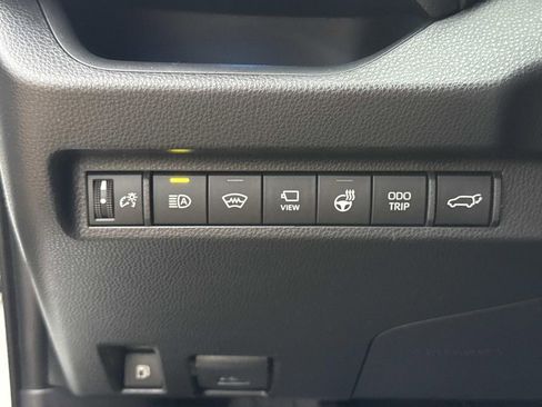 Used 2025 Toyota RAV4 XSE w/ Premium Package image 45