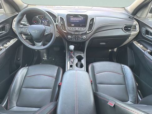 Used 2023 Chevrolet Equinox RS w/ RS Leather Package FWD image 10
