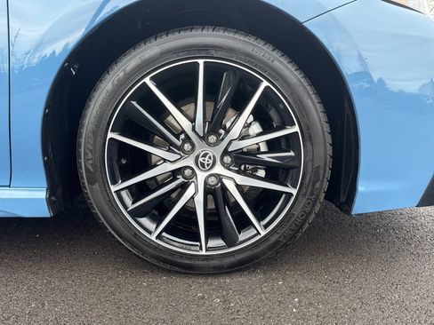 Used 2024 Toyota Camry SE image 9