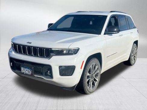 Used 2022 Jeep Grand Cherokee Overland image 6