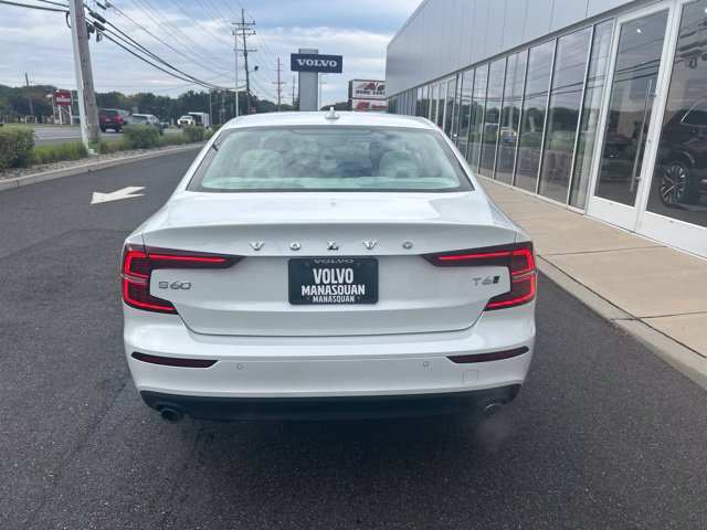 Used 2019 Volvo S60 T6 Momentum AWD/4WD image 4