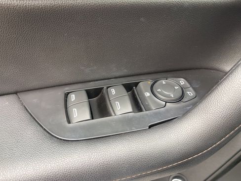 Certified 2021 Chevrolet Blazer Premier w/ Driver Confidence II Package image 38