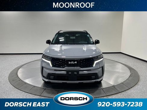 Used 2023 Kia Sorento SX AWD/4WD image 3