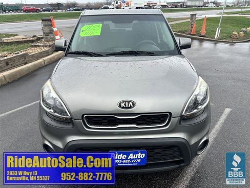 Used 2013 Kia Soul FWD image 2