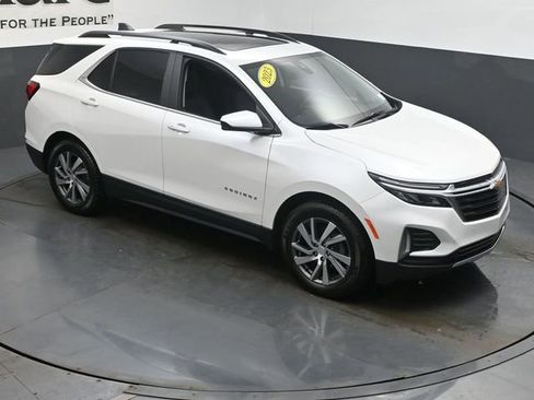 Used 2023 Chevrolet Equinox LT FWD image 48