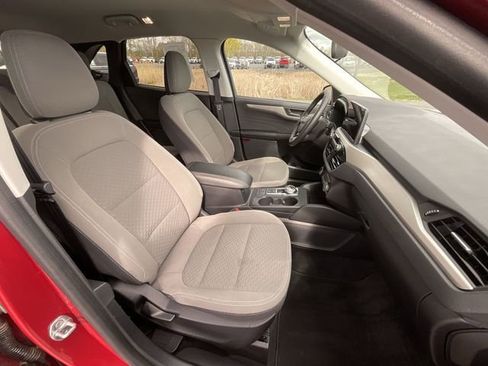 Certified 2022 Ford Escape SE w/ Cold Weather Package AWD/4WD image 25