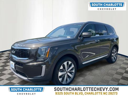 Used 2022 Kia Telluride S AWD/4WD image 1