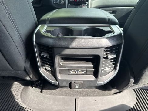 Used 2020 RAM 1500 Big Horn AWD/4WD image 32