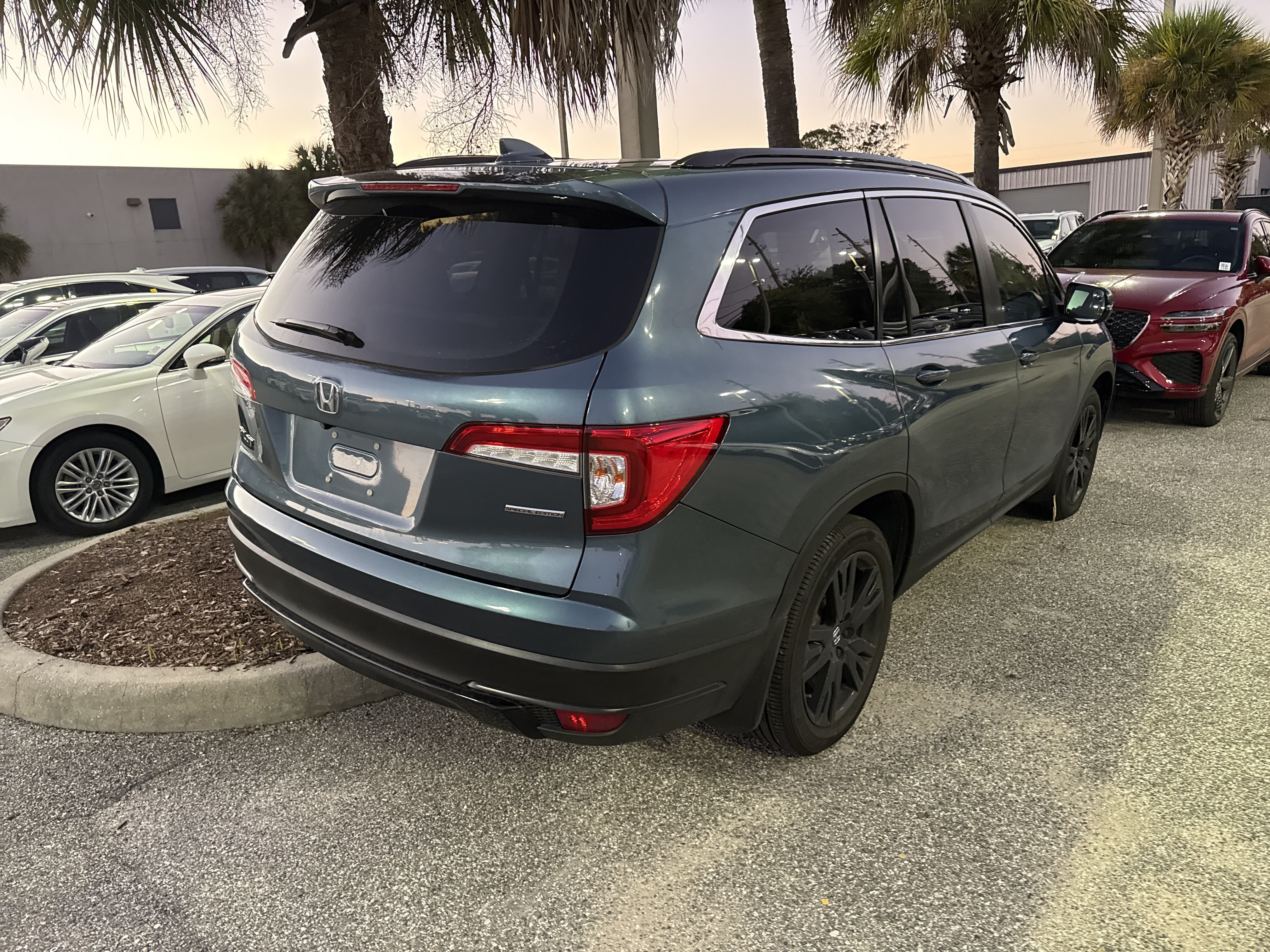 Used 2021 Honda Pilot Special Edition image 4