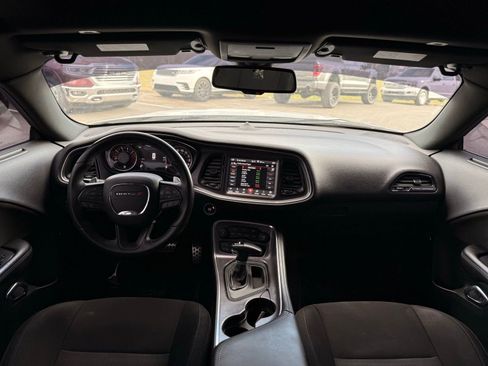 Used 2018 Dodge Challenger R/T Scat Pack image 27