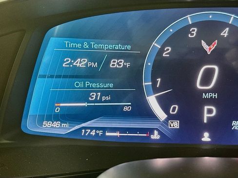 Used 2024 Chevrolet Corvette Stingray Preferred Cpe w/ Z51 Performance Package RWD image 12