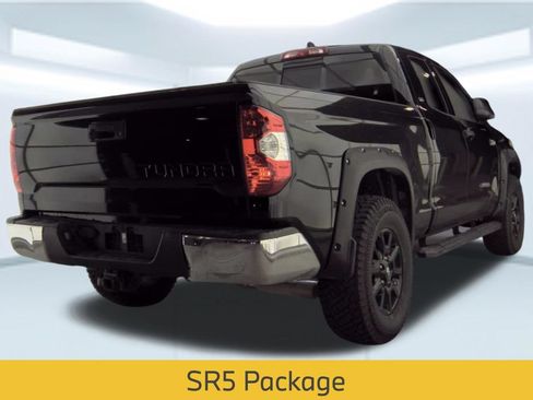 Used 2021 Toyota Tundra SR5 w/ SR5 Upgrade Package RWD image 2