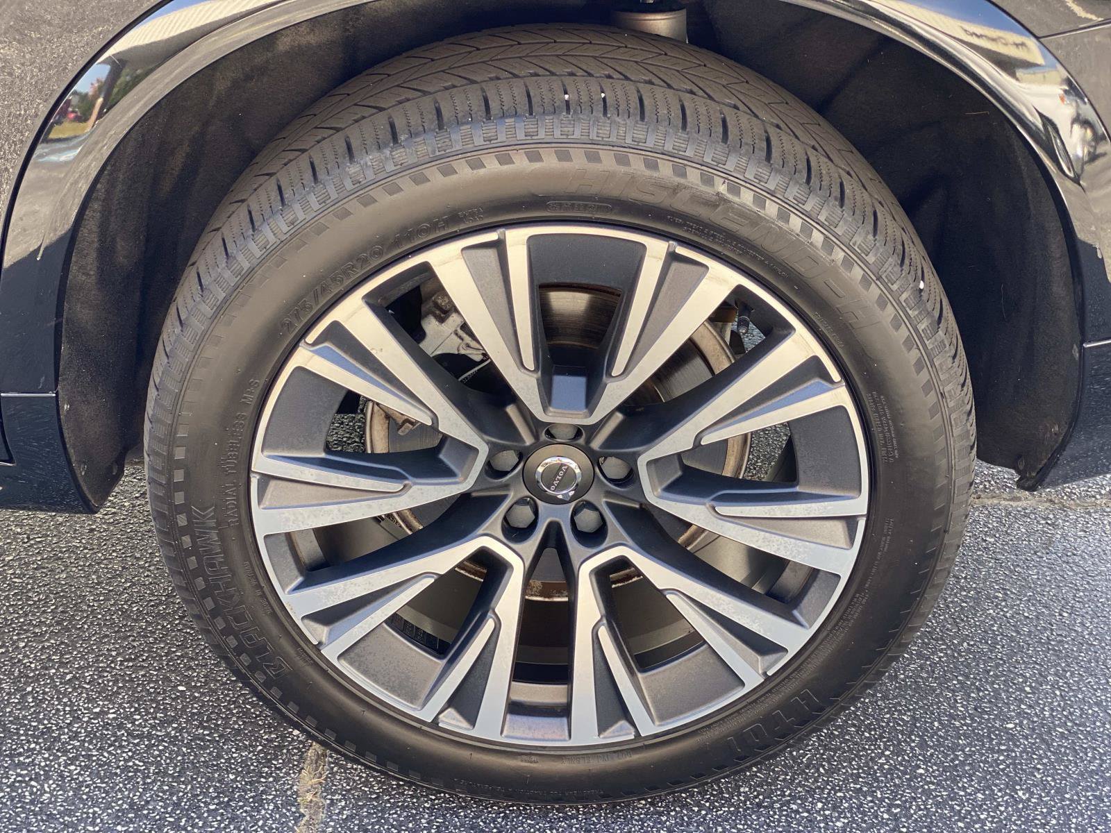 Used 2022 Volvo XC90 T6 Momentum w/ Climate Package AWD/4WD image 14