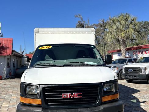 Used 2012 GMC Savana 3500 image 2