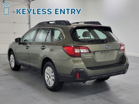 Used 2018 Subaru Outback 2.5i image 7