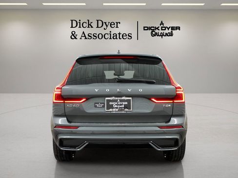 Used 2026 Volvo XC60 T8 Ultra w/ Protection Package Premier AWD/4WD image 3