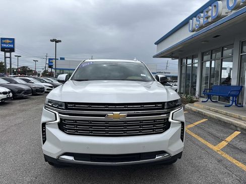Used 2023 Chevrolet Tahoe Premier RWD image 2