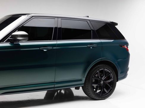 Used 2020 Land Rover Range Rover Sport SVR AWD/4WD image 29