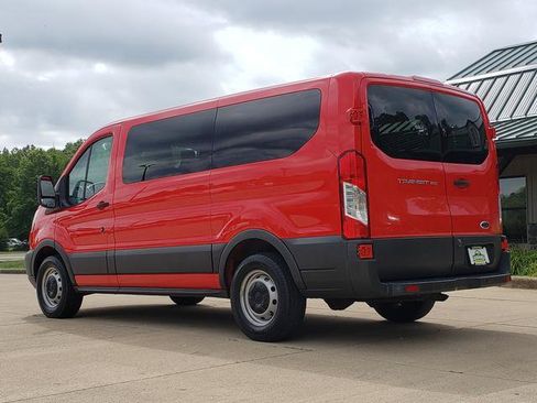 Used 2017 Ford Transit 150 XL RWD image 3