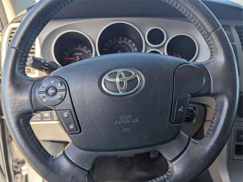 Used 2013 Toyota Sequoia SR5 image 27