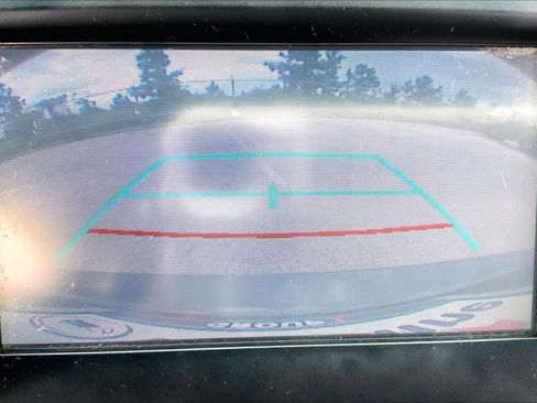Used 2017 Toyota Camry LE FWD image 26