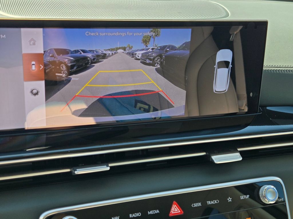 New 2026 Genesis GV80 2.5T RWD image 11