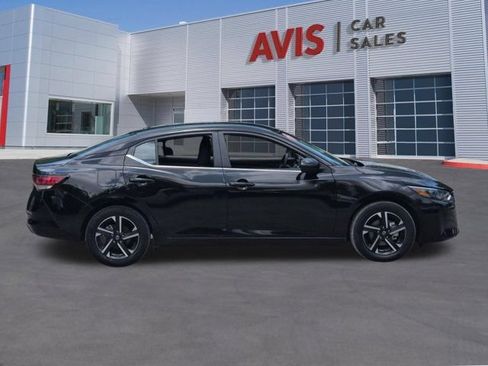 Used 2025 Nissan Sentra SV FWD image 5