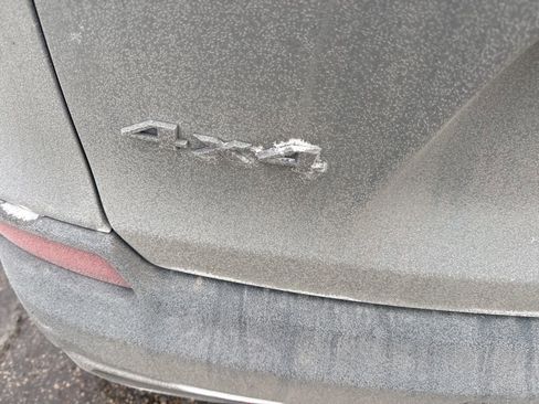 Used 2019 Jeep Cherokee Trailhawk w/ Cold Weather Group image 15