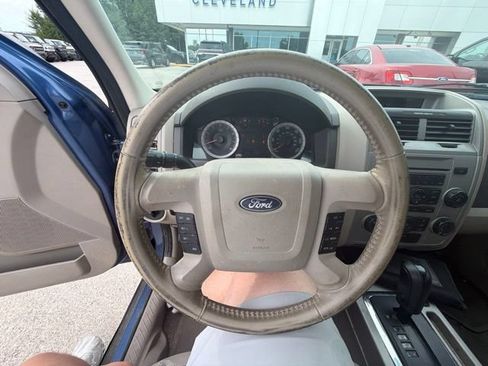 Used 2009 Ford Escape XLT FWD image 9