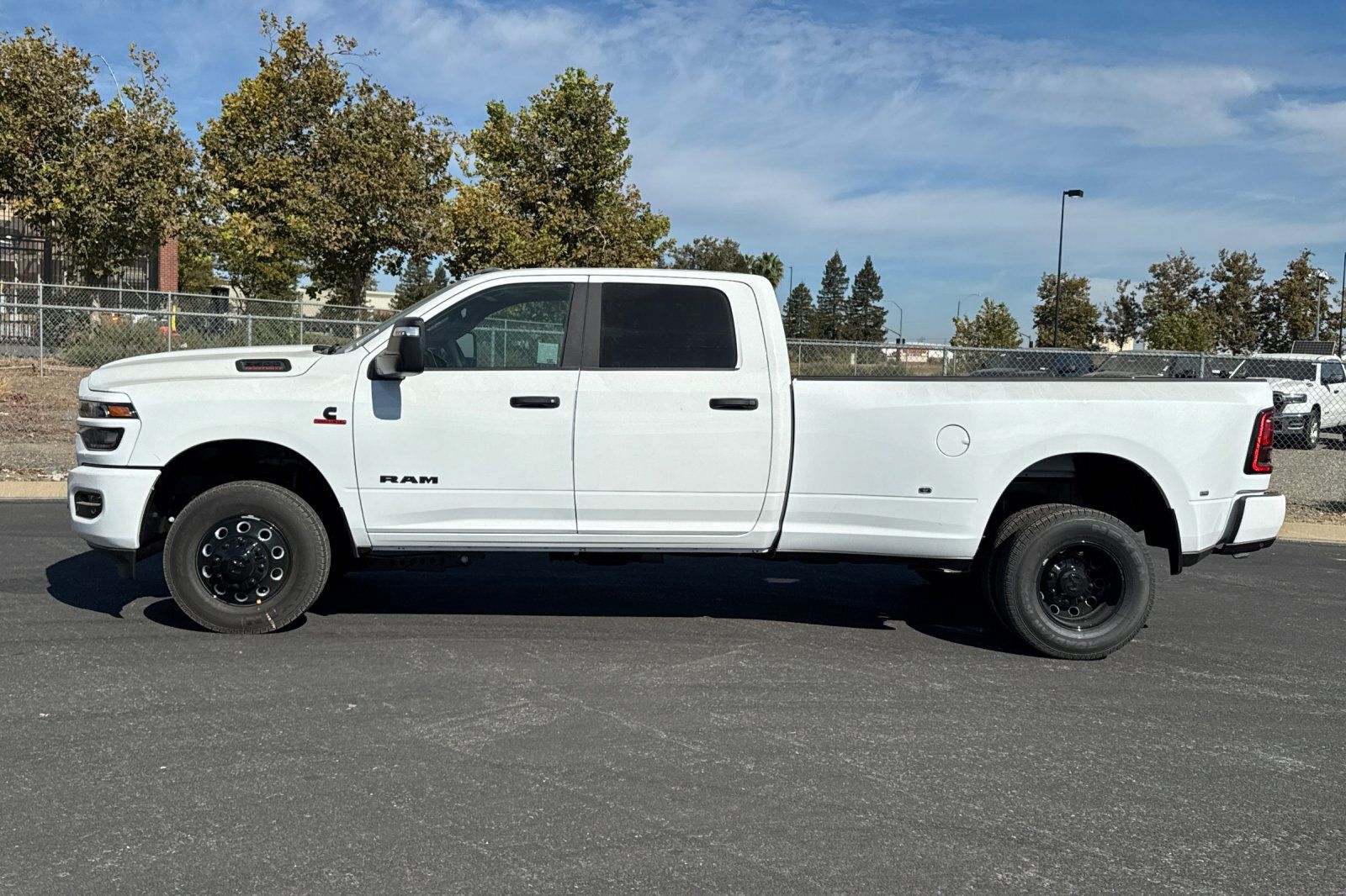 New 2026 RAM 3500 Big Horn AWD/4WD image 6