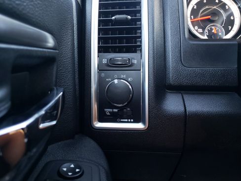 Used 2024 RAM 1500 Classic Warlock image 35