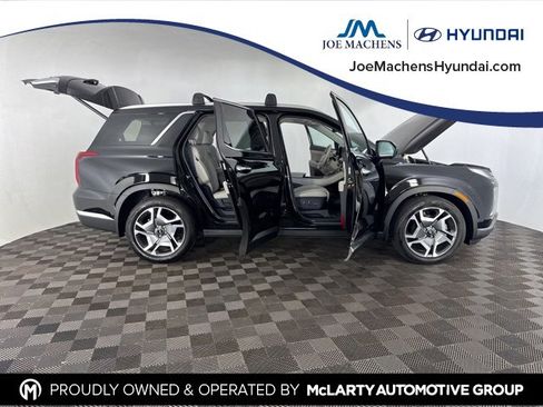 Certified 2025 Hyundai Palisade Limited image 22