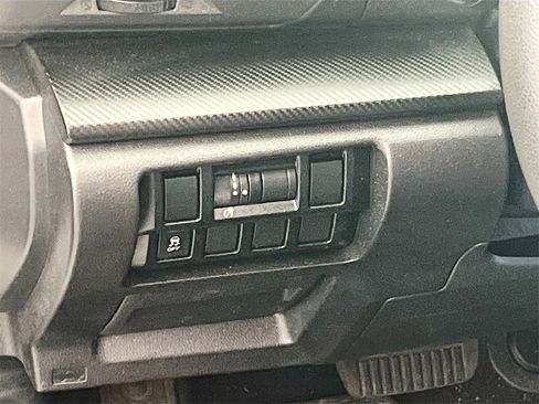 Used 2022 Subaru Impreza 2.0i Premium image 10