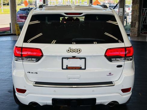 Used 2020 Jeep Grand Cherokee Overland AWD/4WD image 10